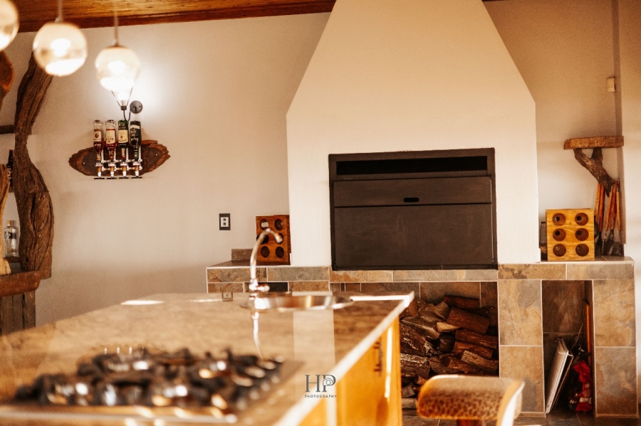7 Bedroom Property for Sale in Waterkloof A H North West